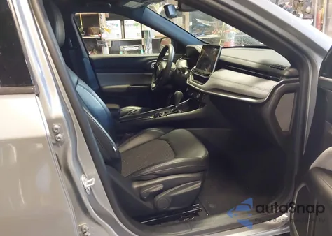 2024 Jeep Compass Latitude 4X4 z USA, uszkodzony, nr VIN 3C4NJDBN8RT605998